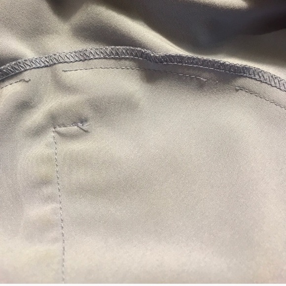 Ceil blue scrub top - Picture 4 of 5